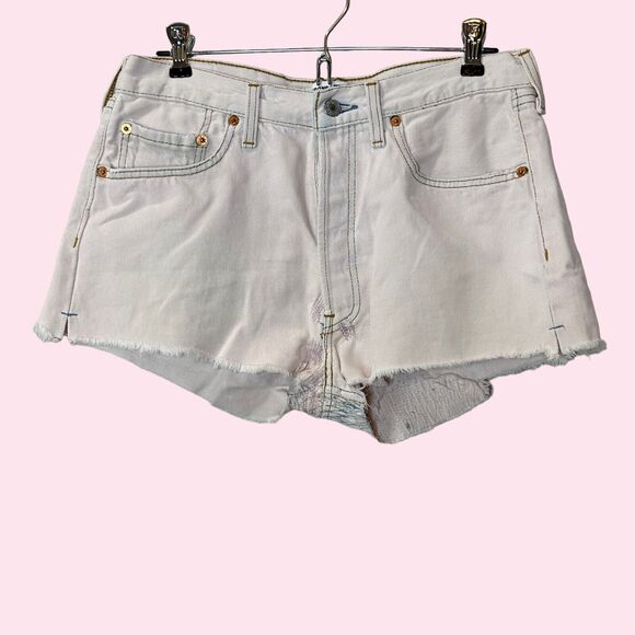 Re/Done X Levis Original High Rise Distressed Raw Hem Shorts Women Size 27 NWOT - Picture 1 of 13